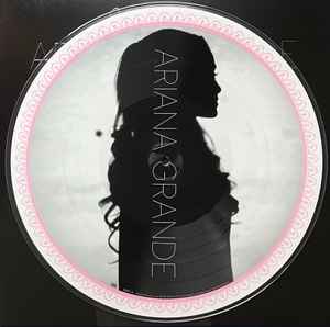 Ariana Grande - Yours Truly 10th Anniversary (2023) - Imagen 4